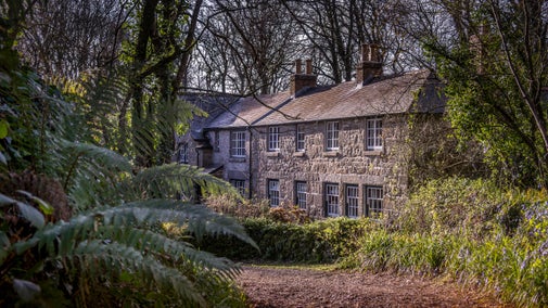 The exterior of Nanceglos House, Cornwall
